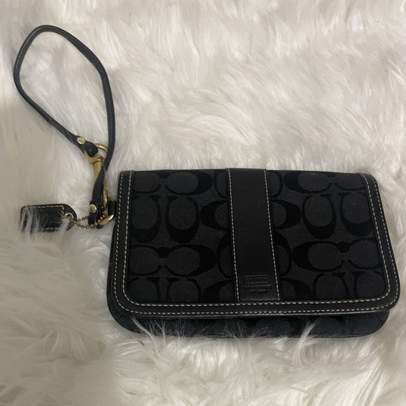 COACH WRISTLET SIGNATURE! VINTAGE - Picture 1 of 4